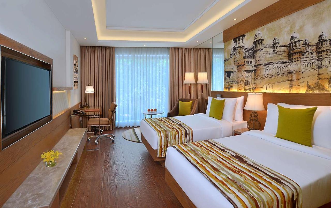 Radisson Gwalior Hotell Eksteriør bilde